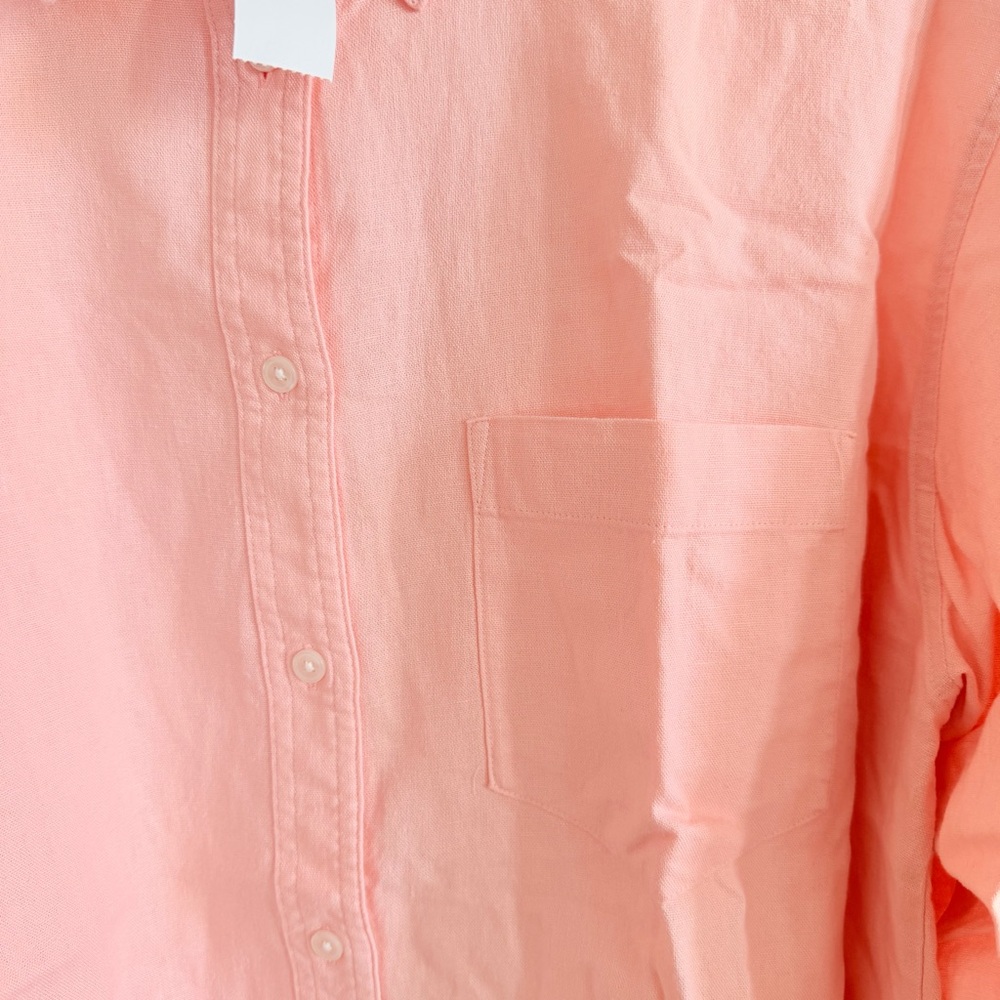 Cropped Banana Republic Salmon Linen Button Down Shirt - Picture 3 of 5